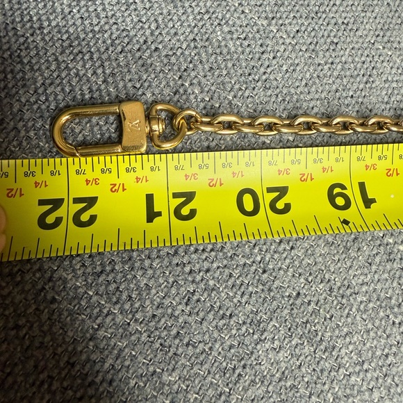 Louis Vuitton chain strap gold - Picture 3 of 4